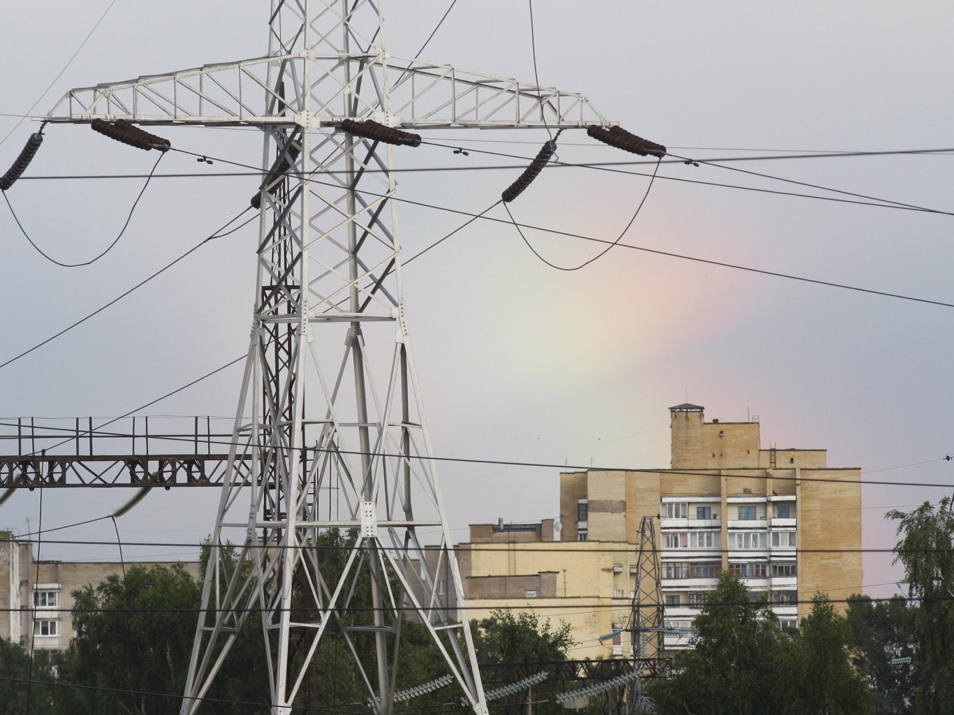 «Не остается денег на продукты». СТВ рост биржевой цены на электроэнергию выдало за повышение тарифов в Латвии