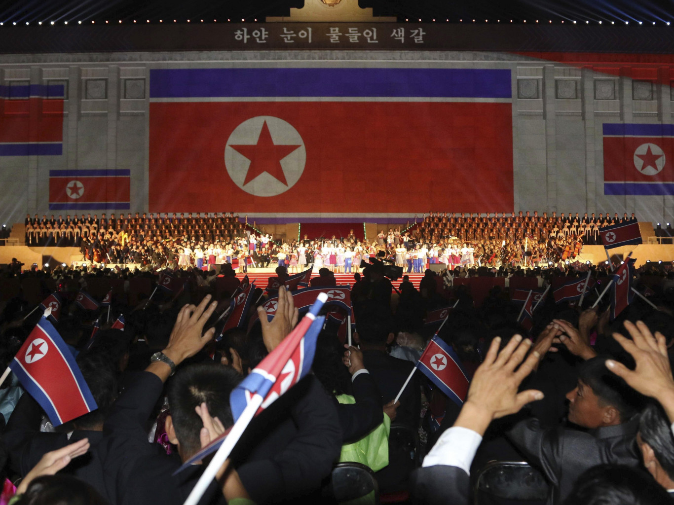 На беларускім радыё перабольшылі выключнасць візіту Лукашэнкі ў КНДР