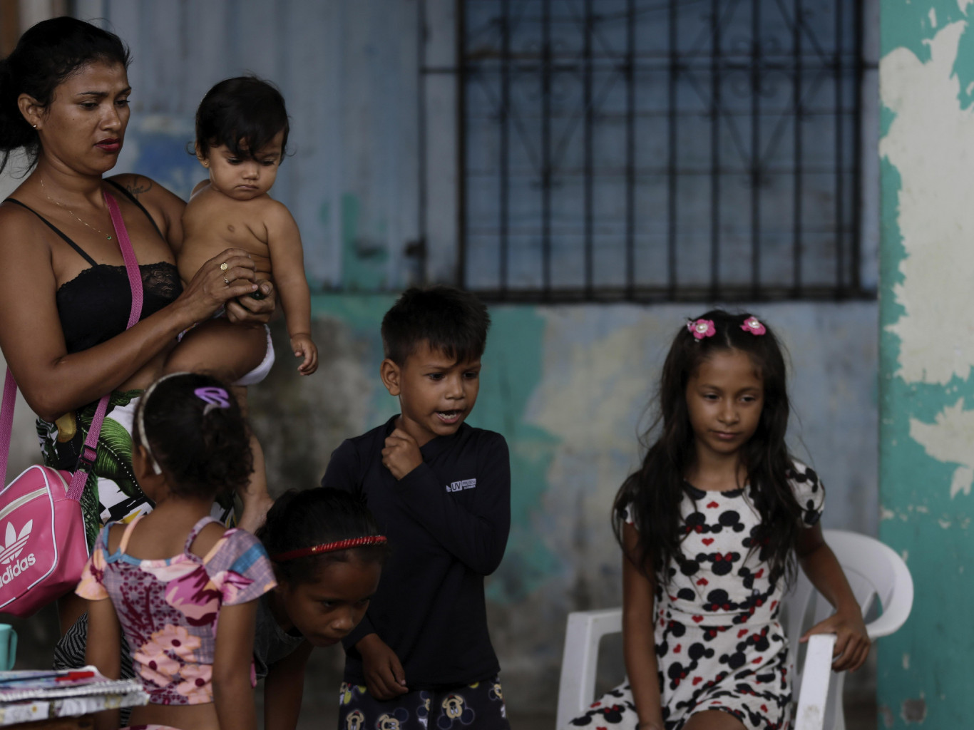 «Зменшыць колькасць спажыўцоў». Эксперт СТБ перакруціў ідэі Фонду Рокфэлера і даследаванне пра колькасць насельніцтва