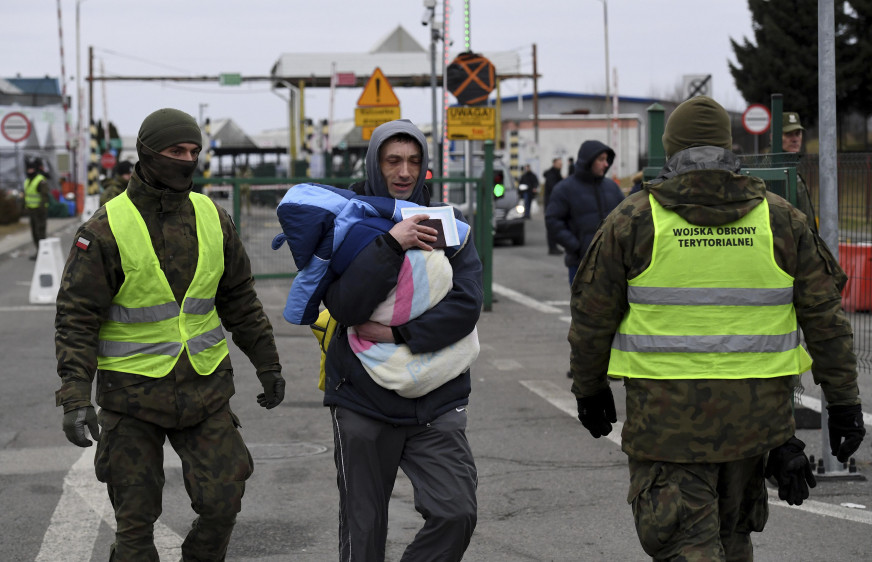 Всех неработающих украинцев депортируют из Польши? На Белорусском радио расширили предложение оппозиционной партии